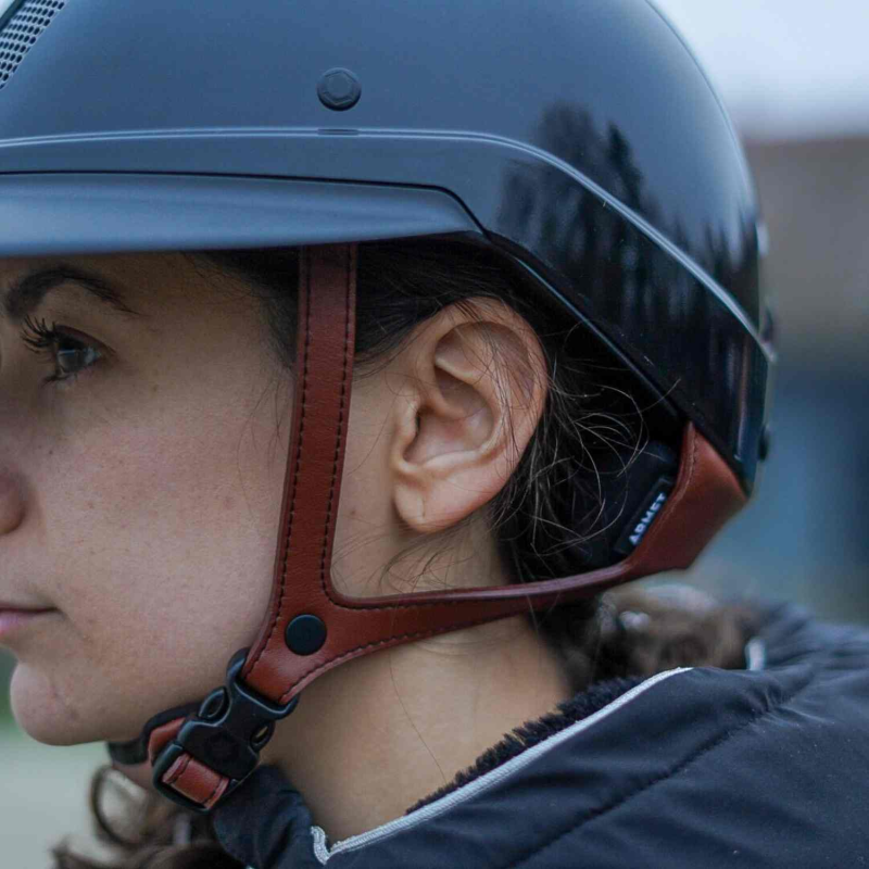 Black Armet helmet - Flex-On  | Vestride