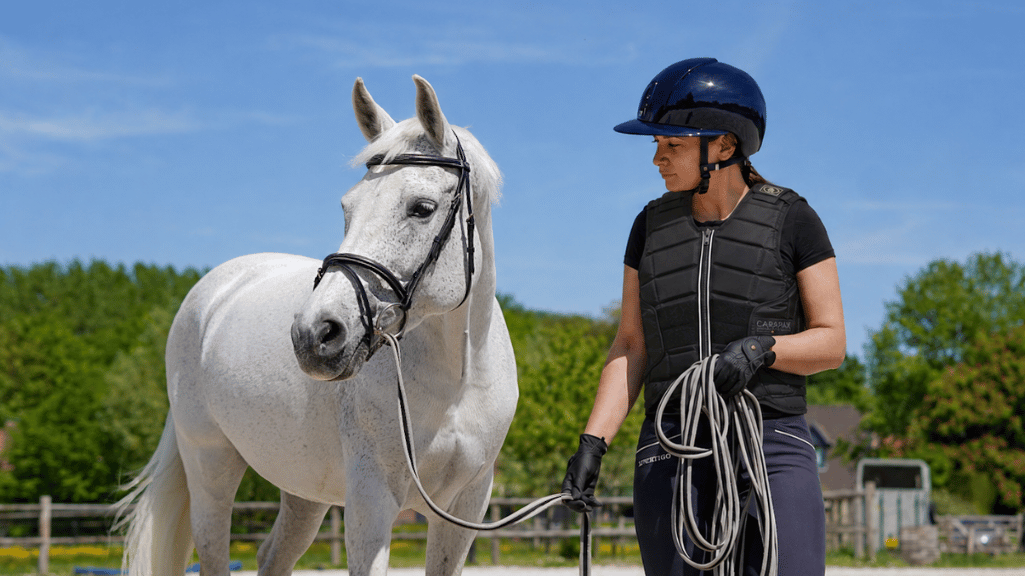 3 situations dans lesquelles la coque d’équitation peut vraiment vous sauver