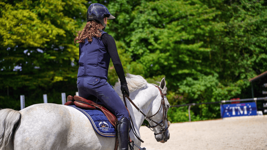 Quelles zones du corps protège un gilet airbag d&rsquo;équitation ?